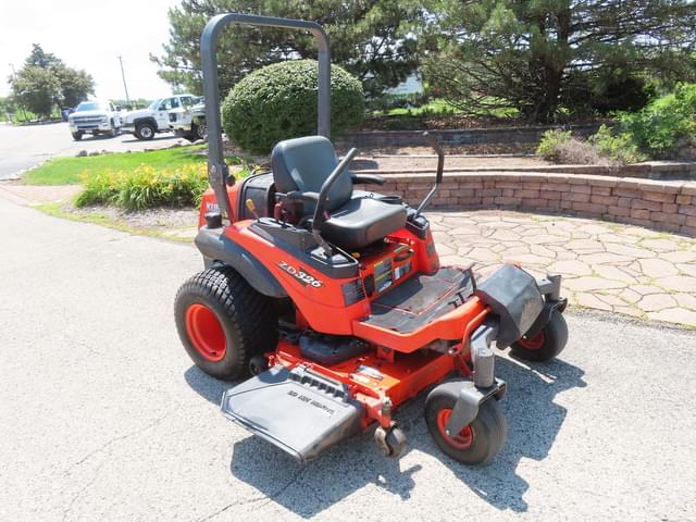 Image of Kubota ZD326 equipment image 1