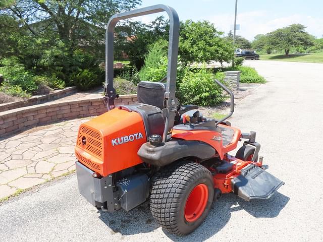 Image of Kubota ZD326 equipment image 2