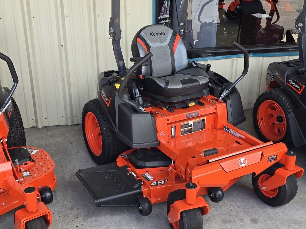 2025 Kubota Z242 Equipment Image0