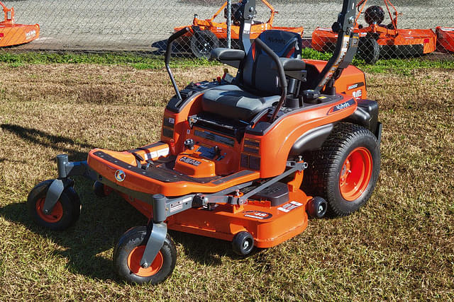 Image of Kubota ZG222 equipment image 2