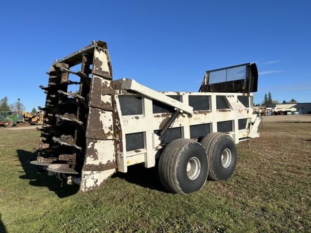 Image of Kuhn Knight 2054 equipment image 3