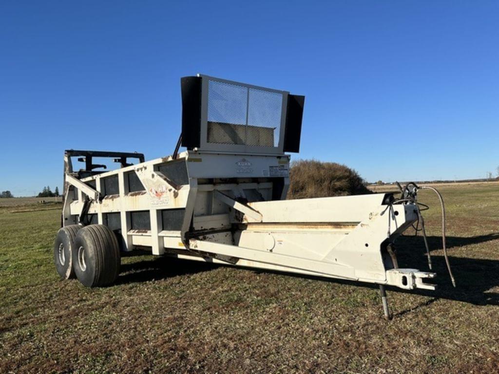 Image of Kuhn Knight 2054 Primary image