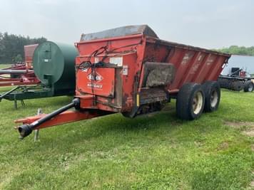 Main image Kuhn Knight 8124