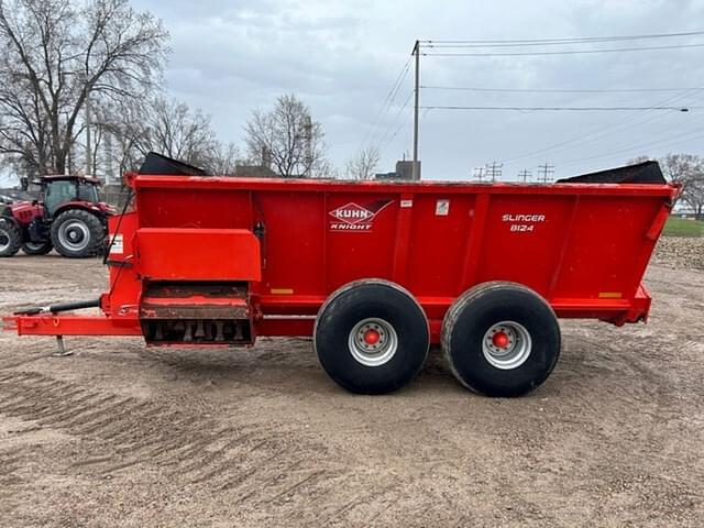Image of Kuhn Knight 8124 equipment image 1
