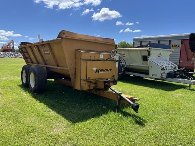Image of Kuhn 8124 equipment image 1