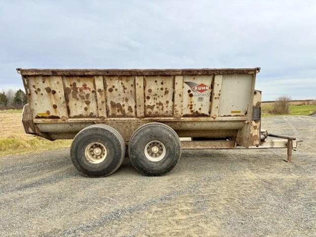 Image of Kuhn Knight 8132 equipment image 2