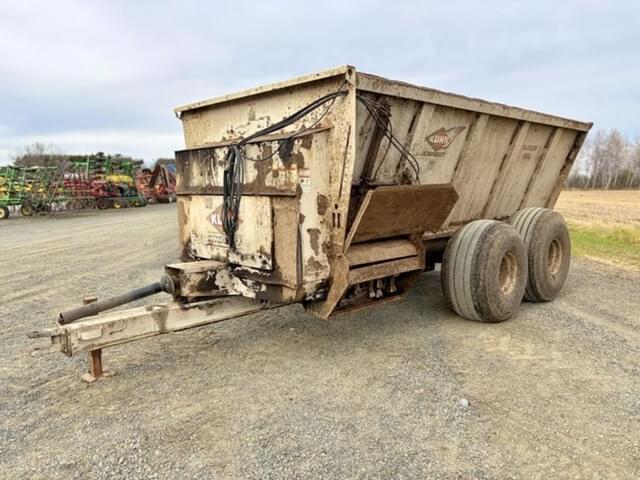 Image of Kuhn Knight 8132 equipment image 1