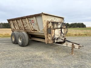 2010 Kuhn Knight 8132 Image