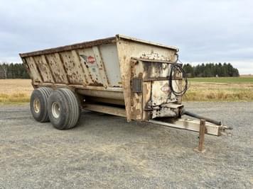 Main image Kuhn Knight 8132