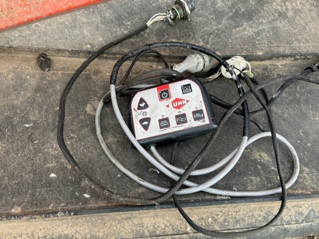 Main image Kuhn Merge-Maxx MM300