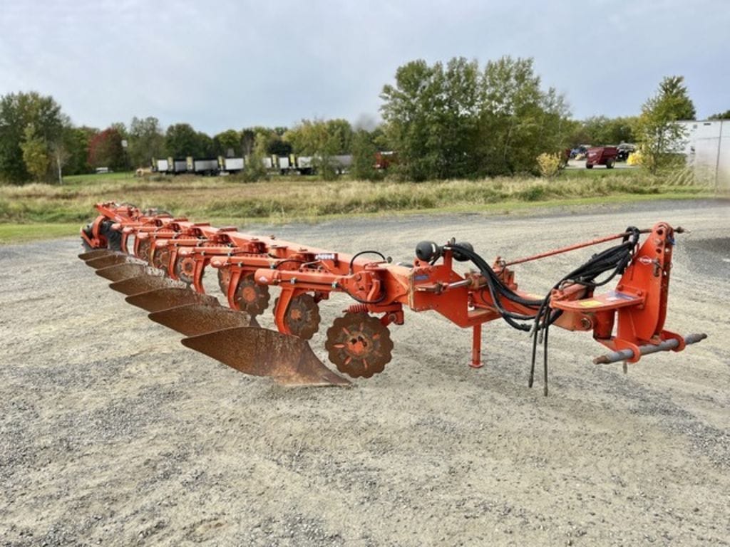 Main image Kuhn Vari-Lander