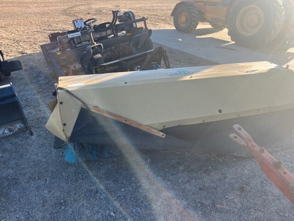 Land Pride AB84 Equipment Image0