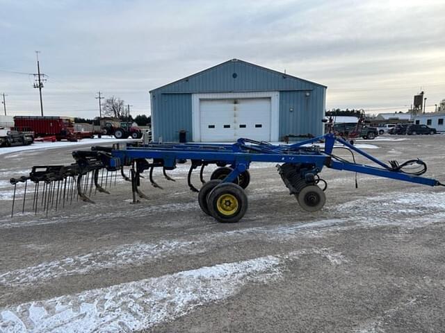 Image of Landoll 2110 equipment image 3