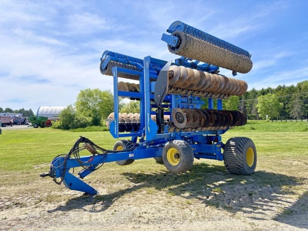 2021 Landoll 7822 Equipment Image0