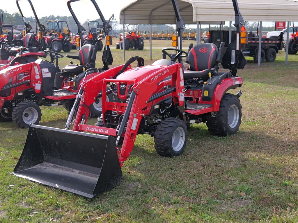 Image of Mahindra 1120 HST Image 1