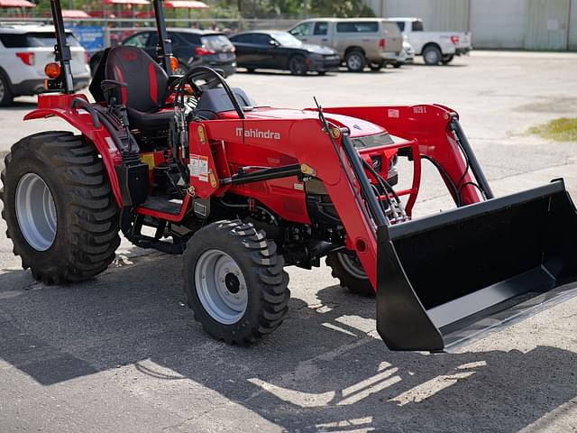 Image of Mahindra 1626 HST equipment image 1