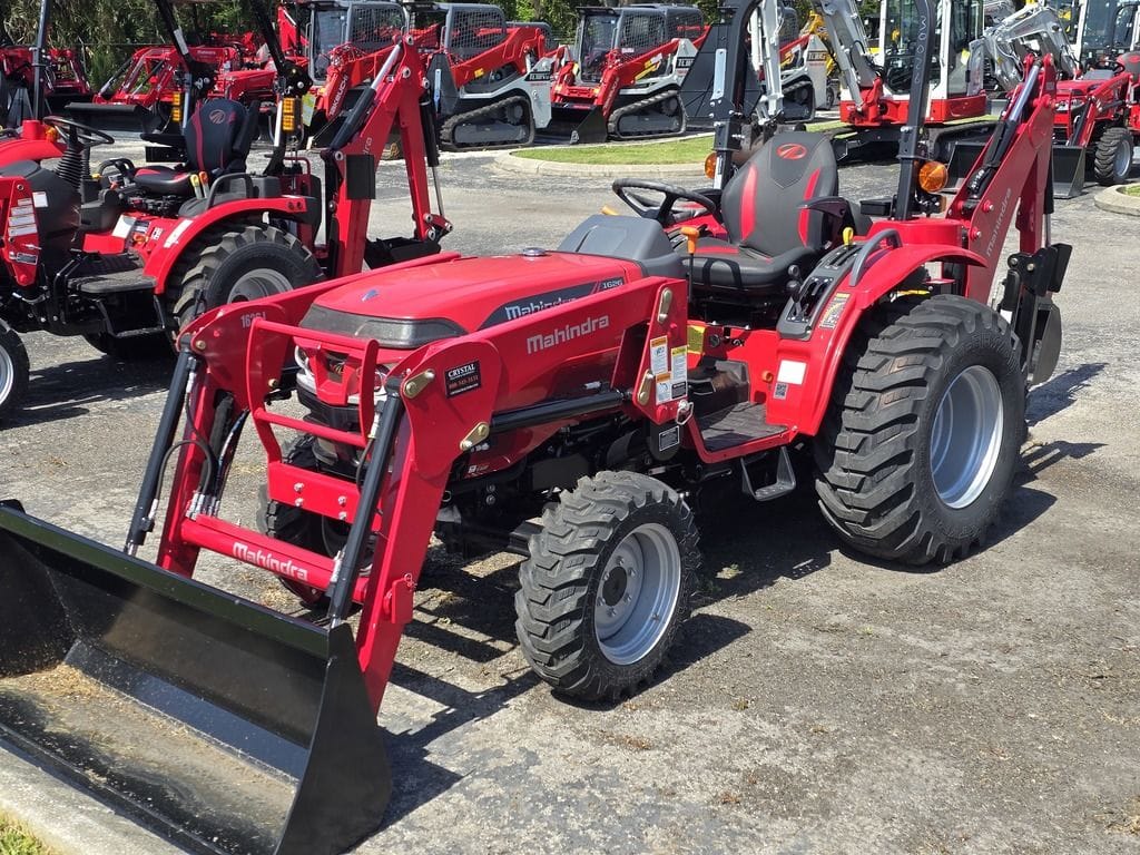2025 Mahindra 1626 Equipment Image0