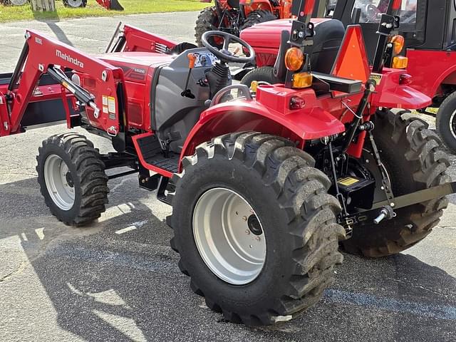 Image of Mahindra 1626 SST equipment image 3