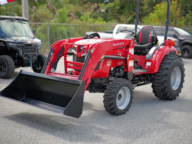 Image of Mahindra 1635 HST equipment image 1