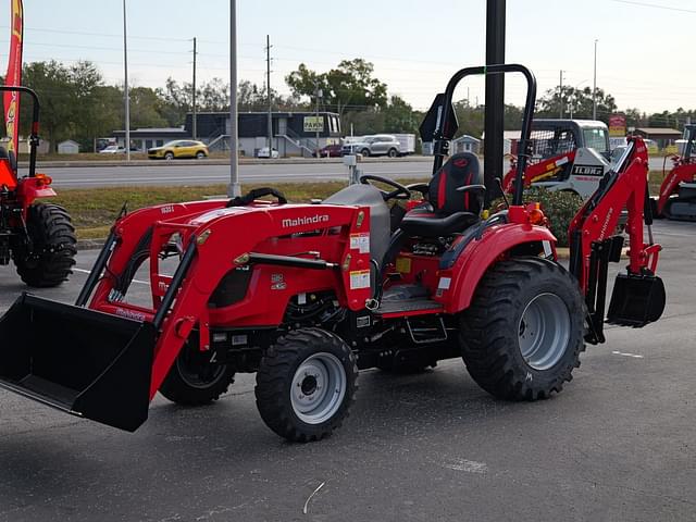 Image of Mahindra 1635 HST equipment image 1