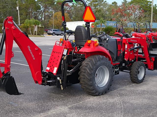 Image of Mahindra 1635 HST equipment image 3