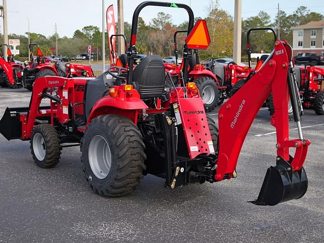 Image of Mahindra 1635 HST equipment image 2