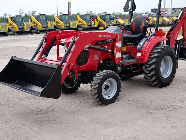 Image of Mahindra 1635 HST equipment image 2