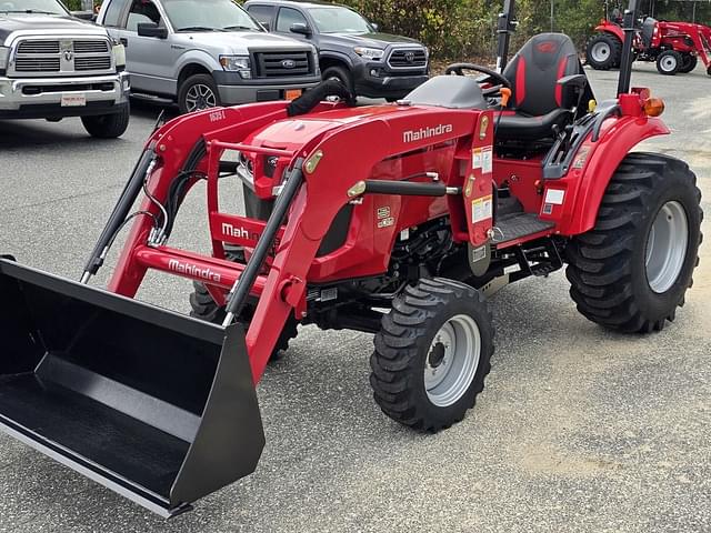 Image of Mahindra 1635 equipment image 1