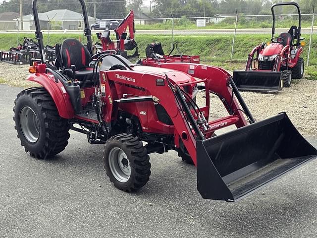 Image of Mahindra 1635 equipment image 1