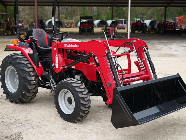 Image of Mahindra 2638HST equipment image 1