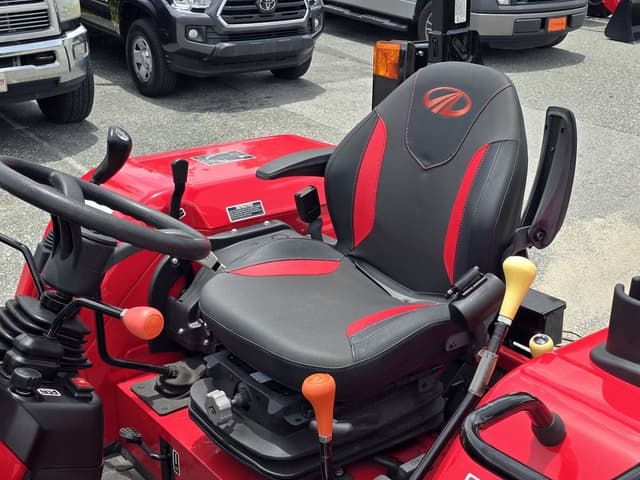Image of Mahindra 5145 equipment image 4