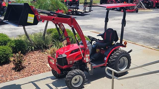 Image of Mahindra Max 26XLT HST equipment image 2