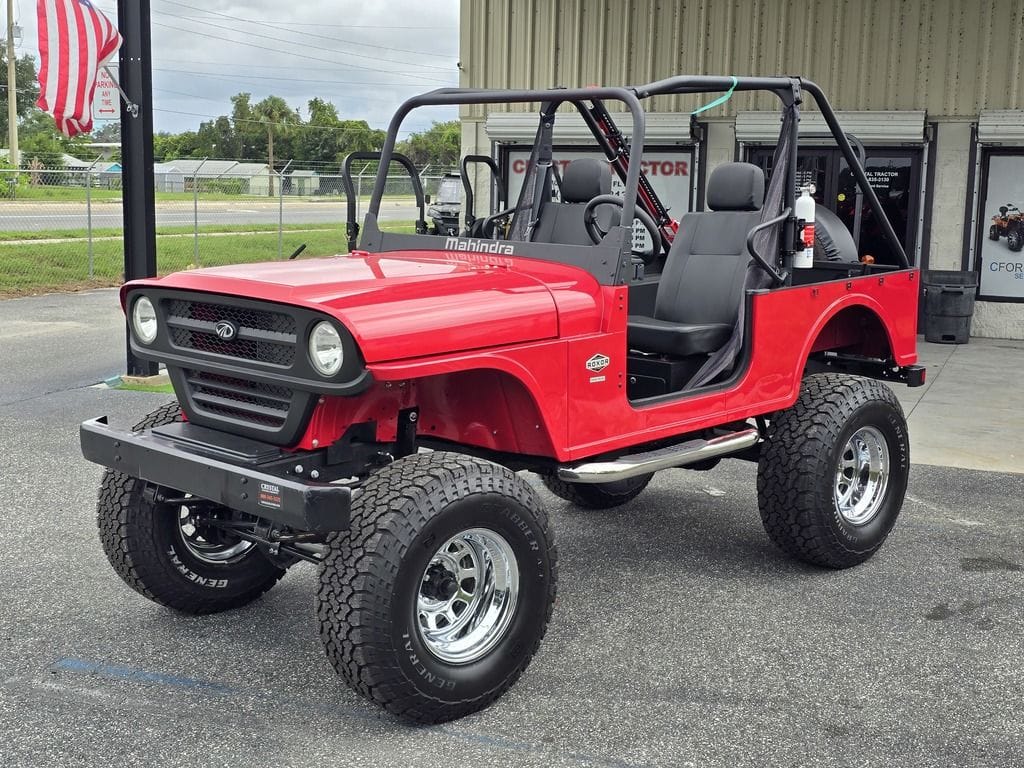 2023 Mahindra Roxor HD Equipment Image0