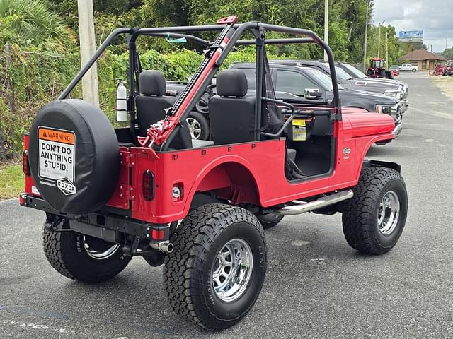 Image of Mahindra Roxor HD equipment image 2