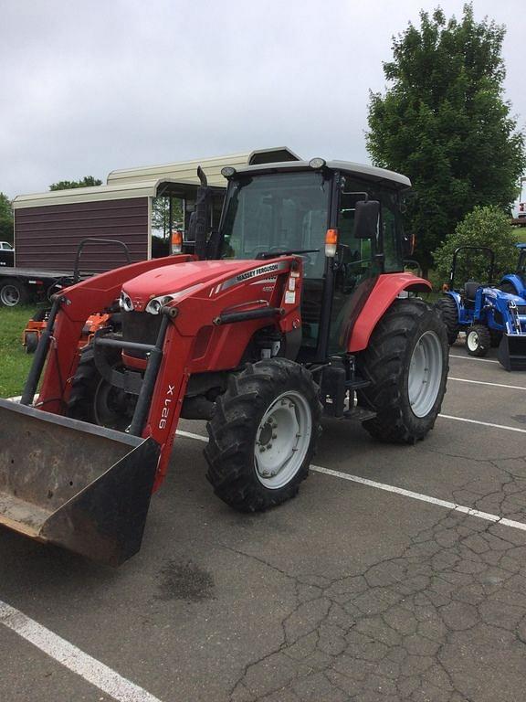 Image of Massey Ferguson 4607M Primary image