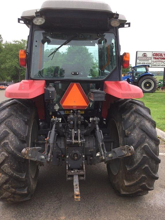 Image of Massey Ferguson 4607M equipment image 3