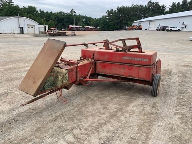 Image of Massey Ferguson 12 equipment image 3