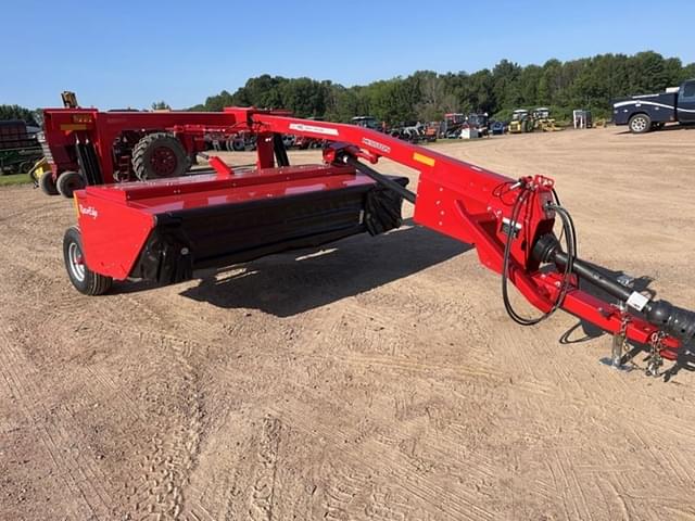 Image of Massey Ferguson 1373 equipment image 2