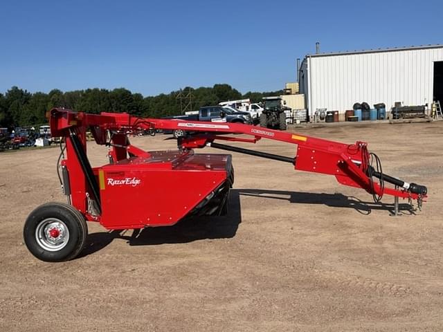 Image of Massey Ferguson 1373 equipment image 3