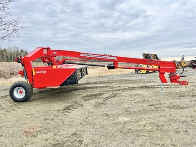 Image of Massey Ferguson 1393 equipment image 2