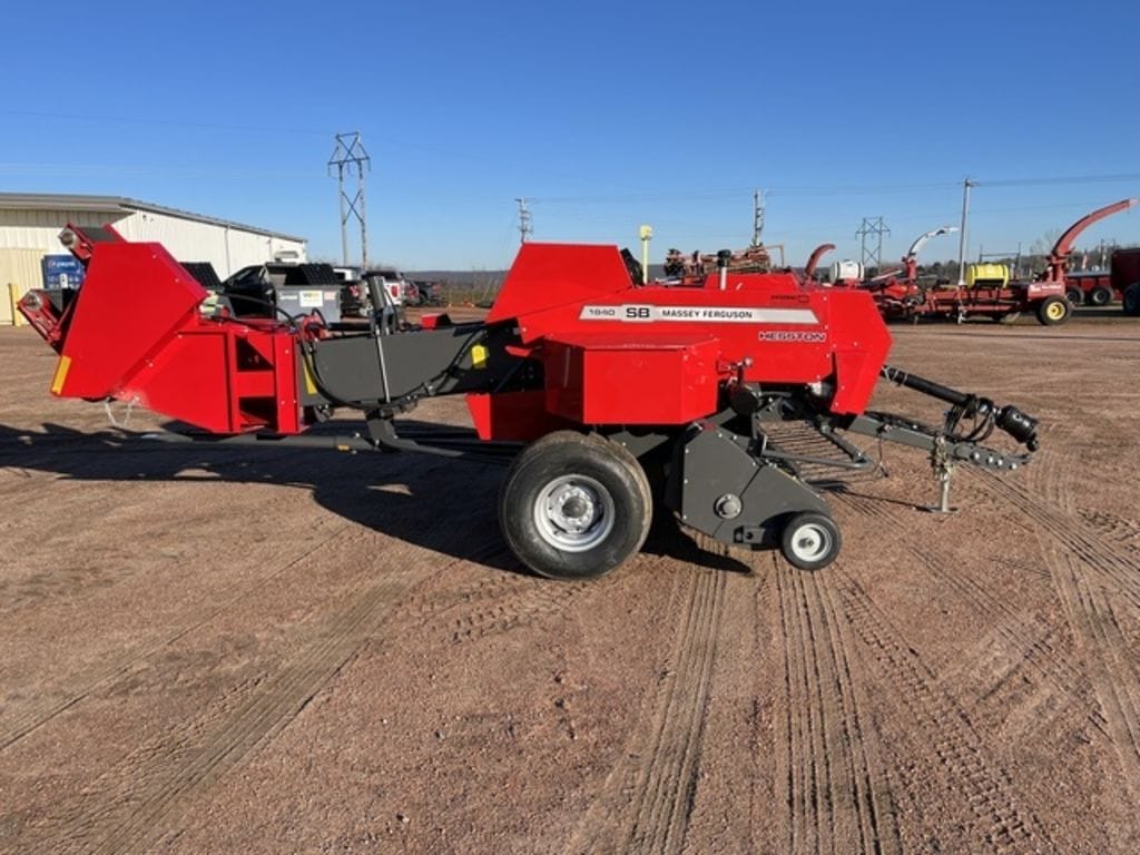 2025 Massey Ferguson 1840 Equipment Image0