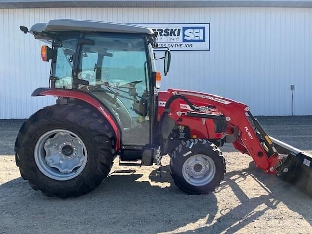 Image of Massey Ferguson 1840M equipment image 2