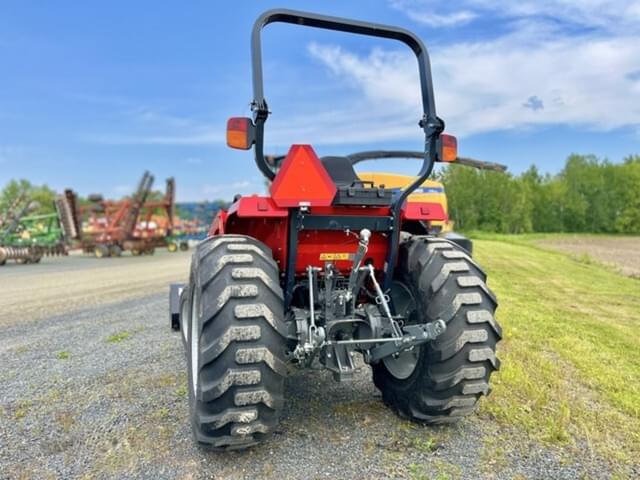 Image of Massey Ferguson 2E.60 equipment image 4