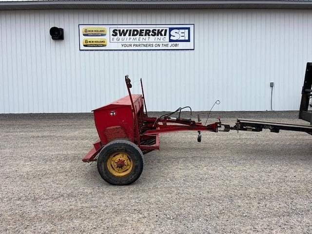 Image of Massey Ferguson 33 equipment image 1