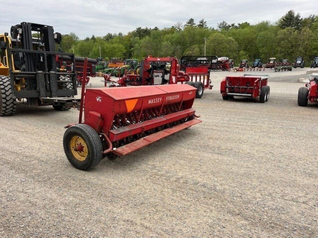 Image of Massey Ferguson 33 Image 1