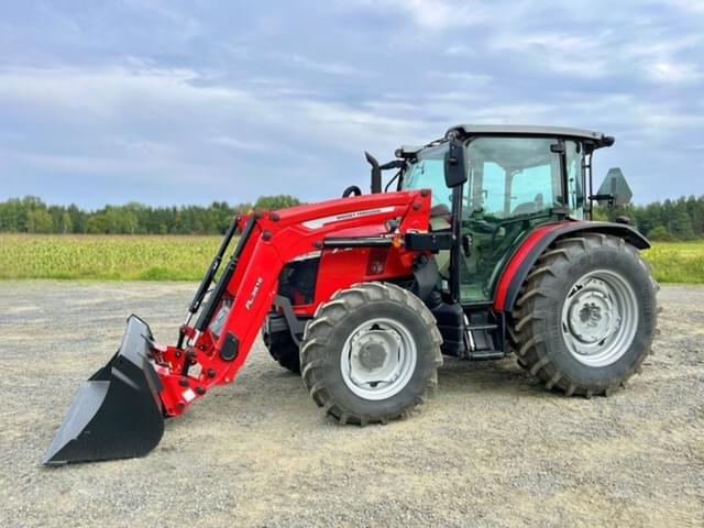 Image of Massey Ferguson 4710 equipment image 2