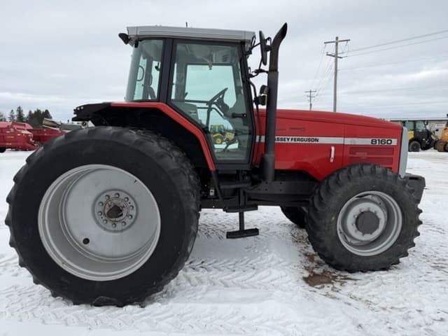 Image of Massey Ferguson 8160 equipment image 3