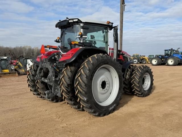 Image of Massey Ferguson 9S.425 equipment image 4