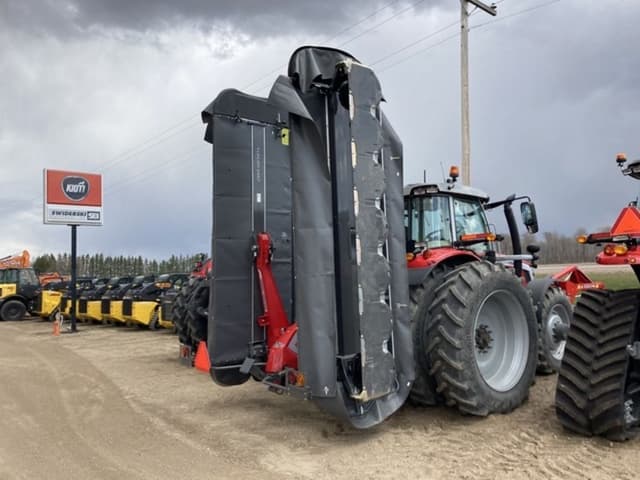 Image of Massey Ferguson DM9614/DM967 equipment image 2