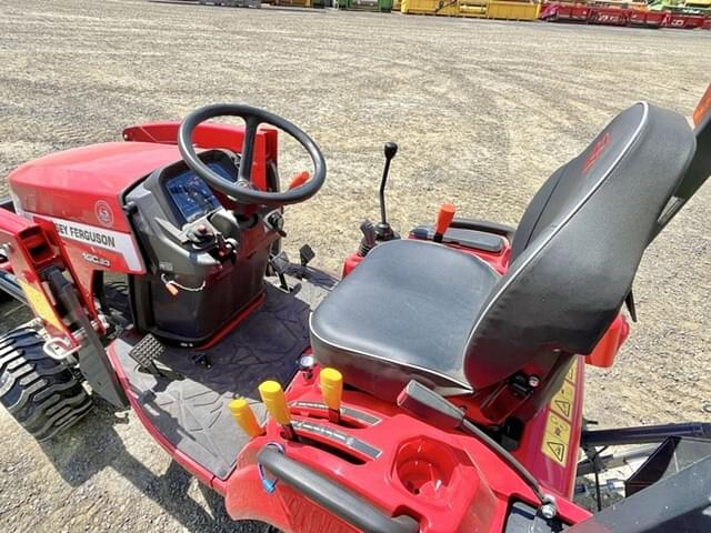 Image of Massey Ferguson 1GC.23 equipment image 4